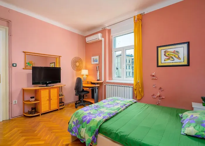 Grand Apartment In Strict Center Of Rijeka