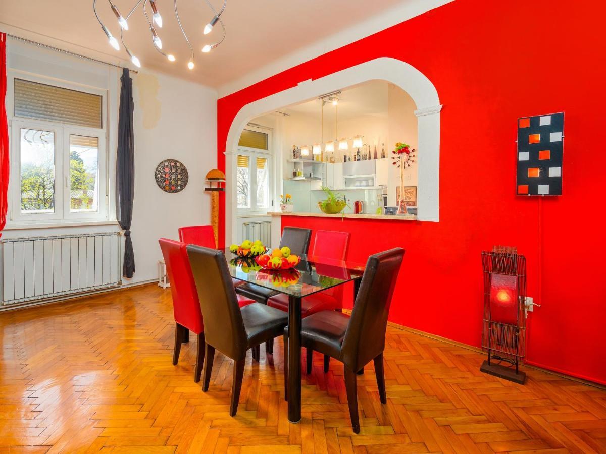 Apartment Grand In Strict Center Of