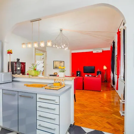 Grand Apartment In Strict Center Of Rijeka Exterior photo