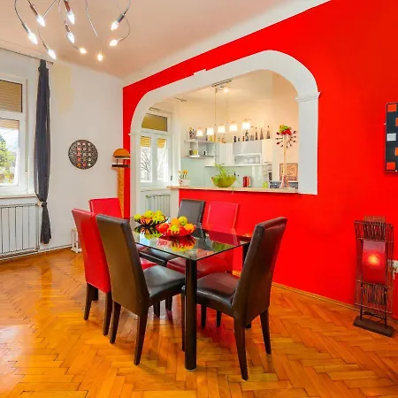 Grand Apartment In Strict Center Of Rijeka Exterior photo